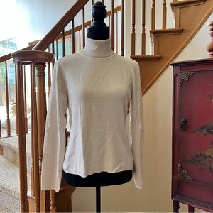 Peck & Peck Silk Blend Ribbed Turtleneck Sweater Cream Medium Cozy Classic